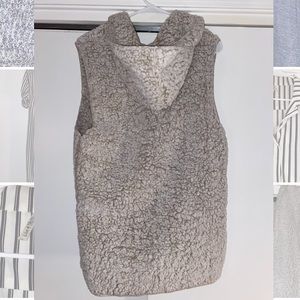 NWOT Sherpa Vest